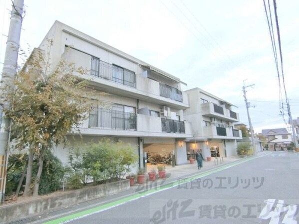 ラジュニール春日丘の物件内観写真